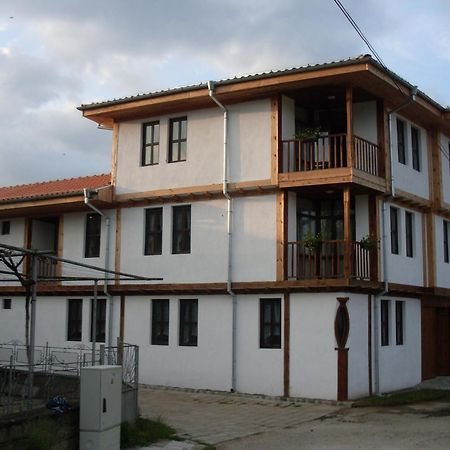 Tsutsovi House Hotel Kalofer Exterior foto