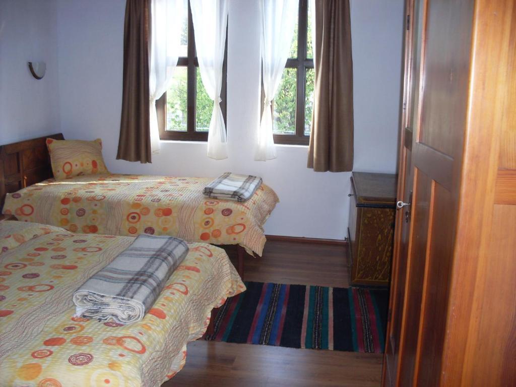 Tsutsovi House Hotel Kalofer Cameră foto